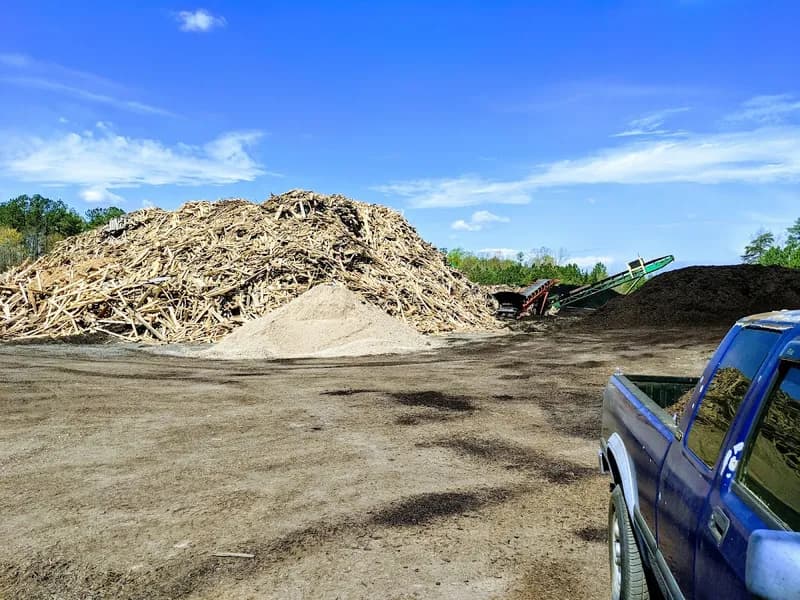 van der Linde Recycling & Container Rentals photo 5