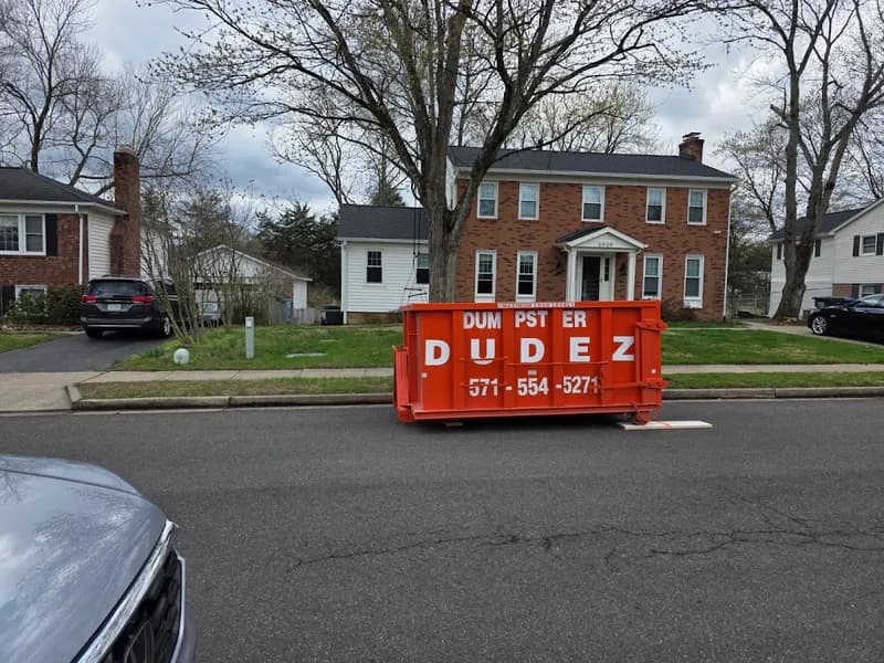 Dumpster Dudez photo 5