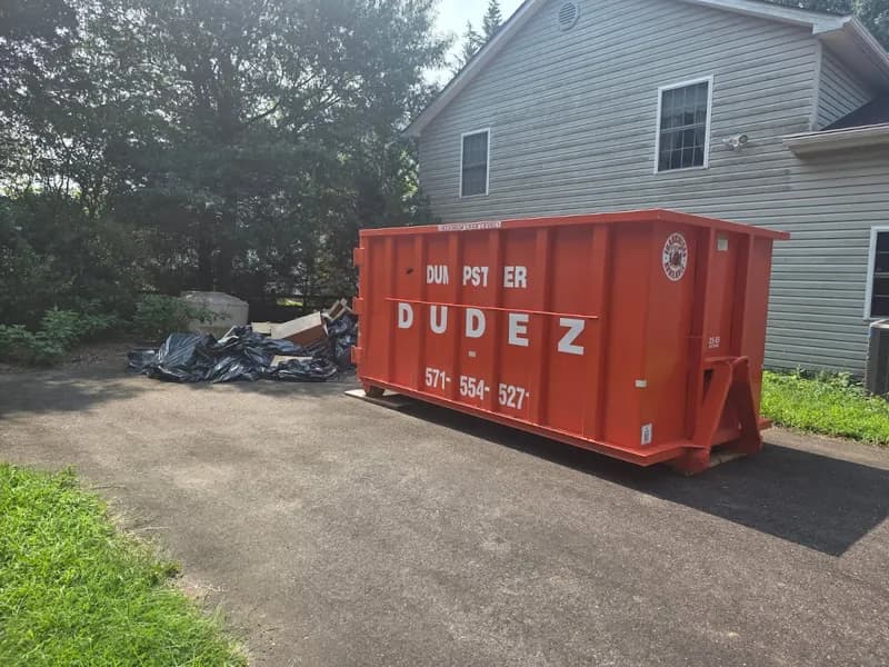 Dumpster Dudez photo 46
