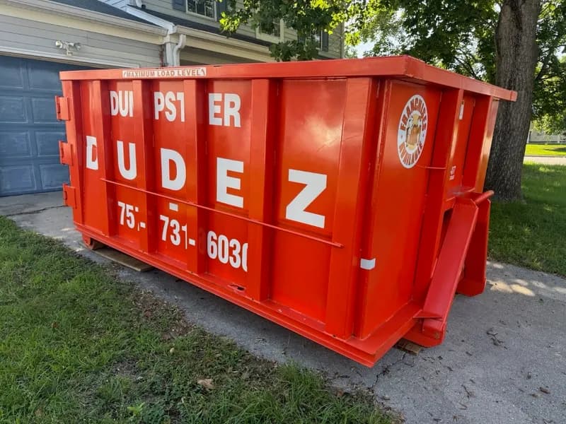 Dumpster Dudez photo 40