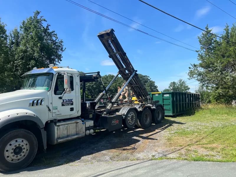 D&M Container Service photo 4