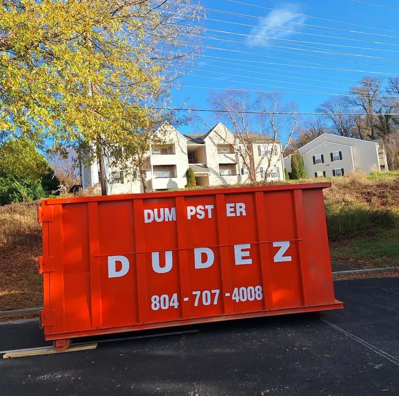 Dumpster Dudez photo 5