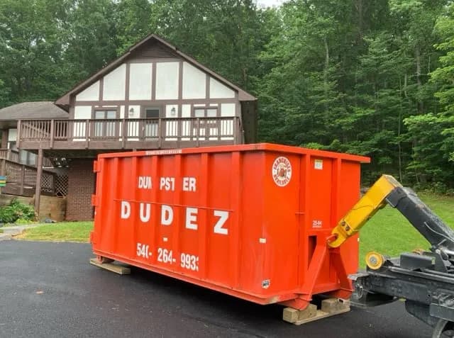 Dumpster Dudez photo 58