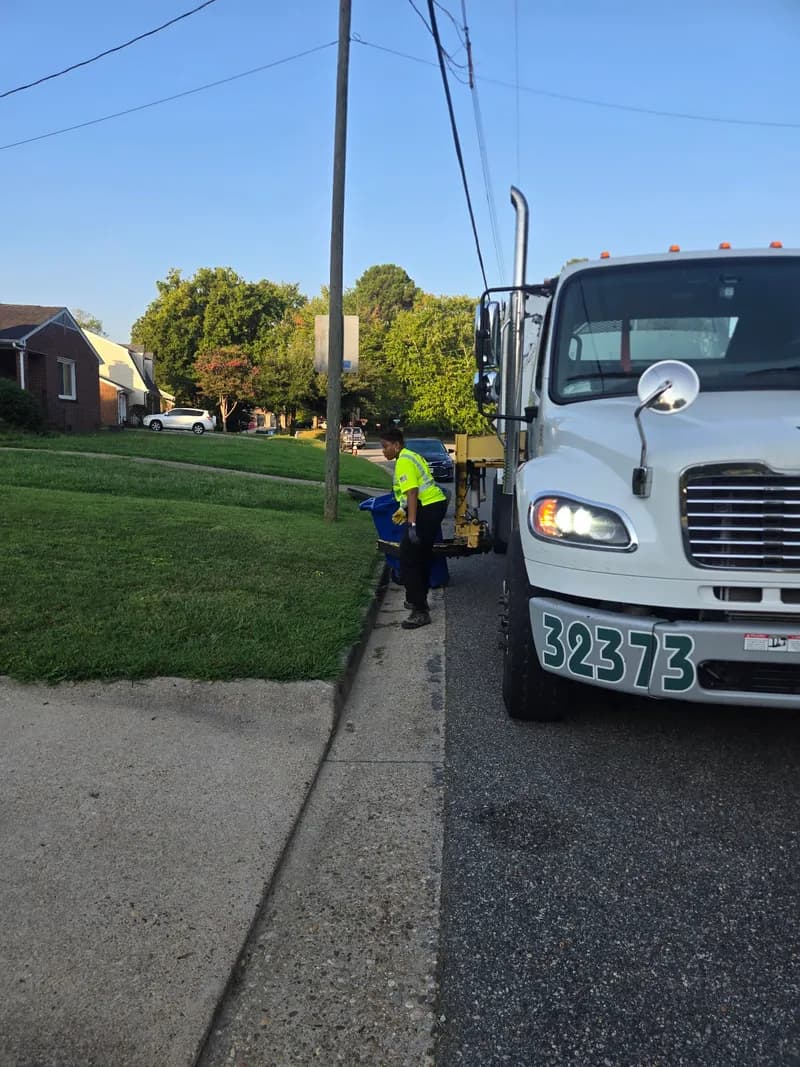 BAY DISPOSAL – HAMPTON HAULING photo 5