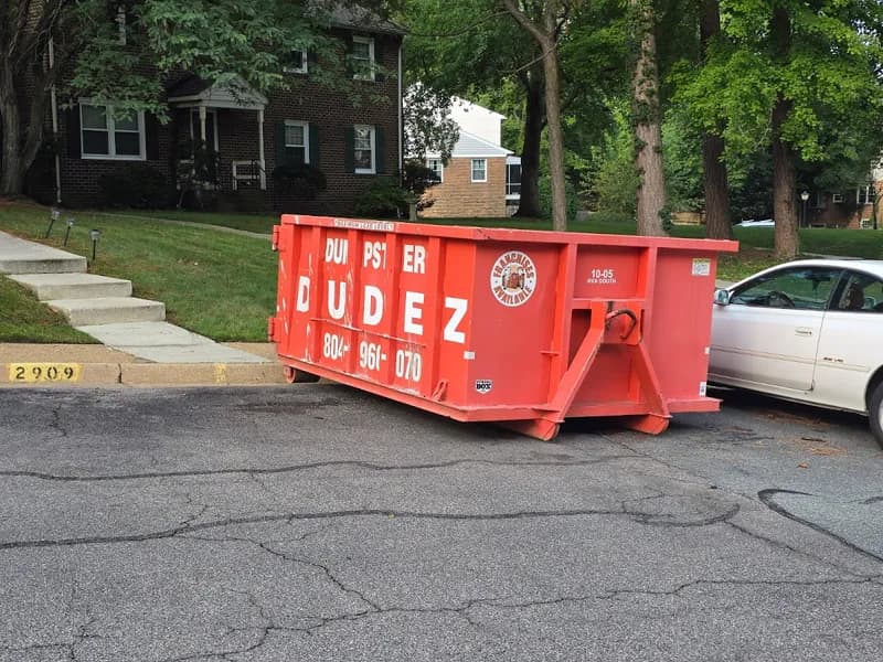 Dumpster Dudez photo 30