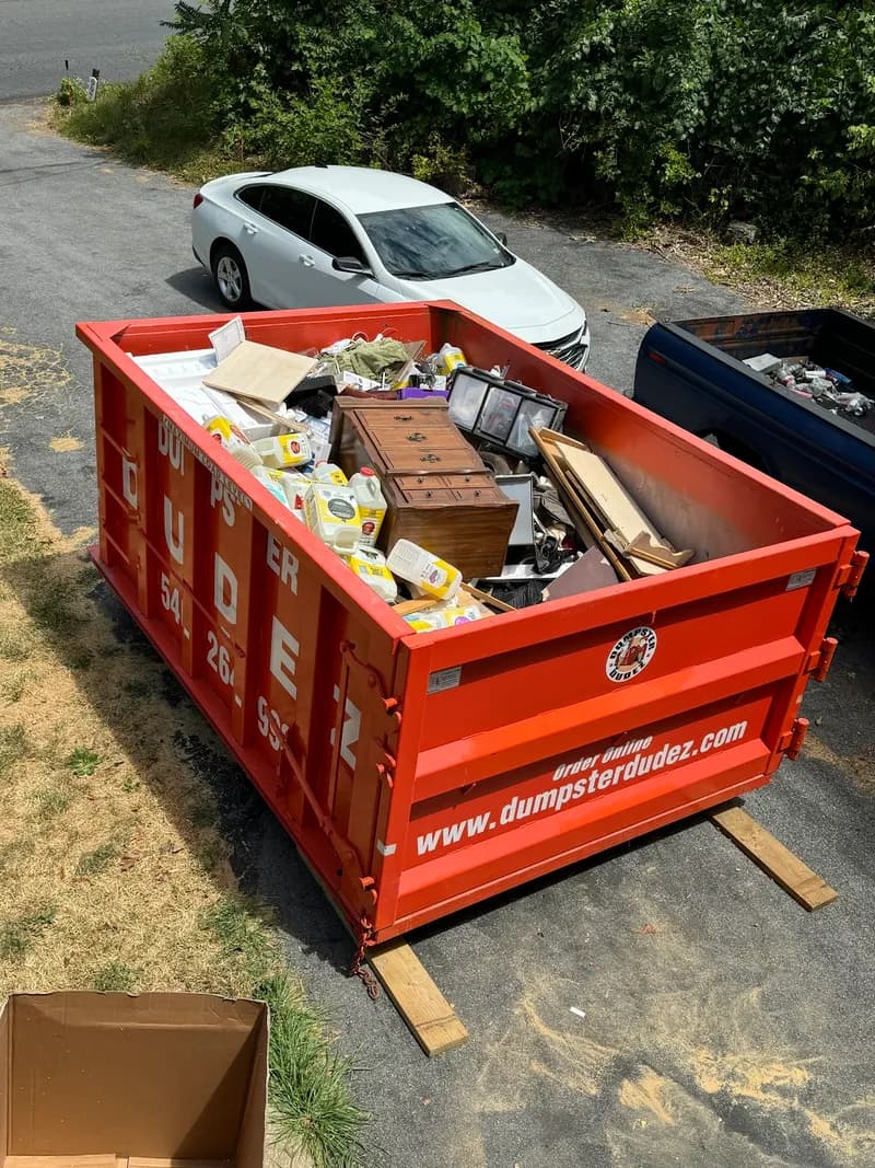 Dumpster Dudez photo 60