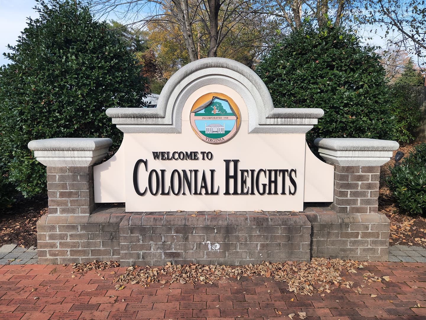 Welcome to Colonial Heights Virginia city entrance sign with brick base