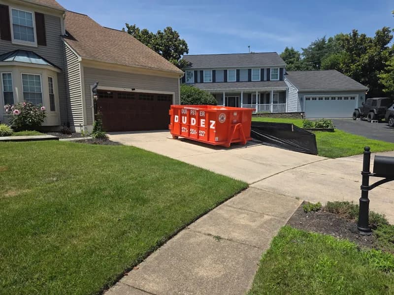 Dumpster Dudez photo 56