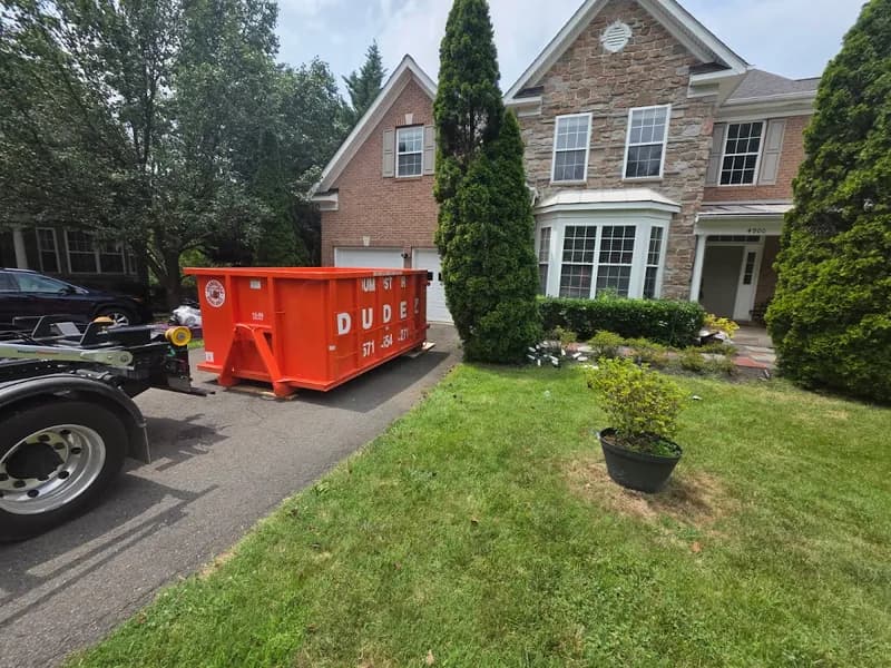 Dumpster Dudez photo 30