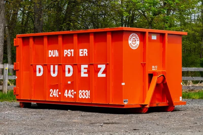 Dumpster Dudez photo 18