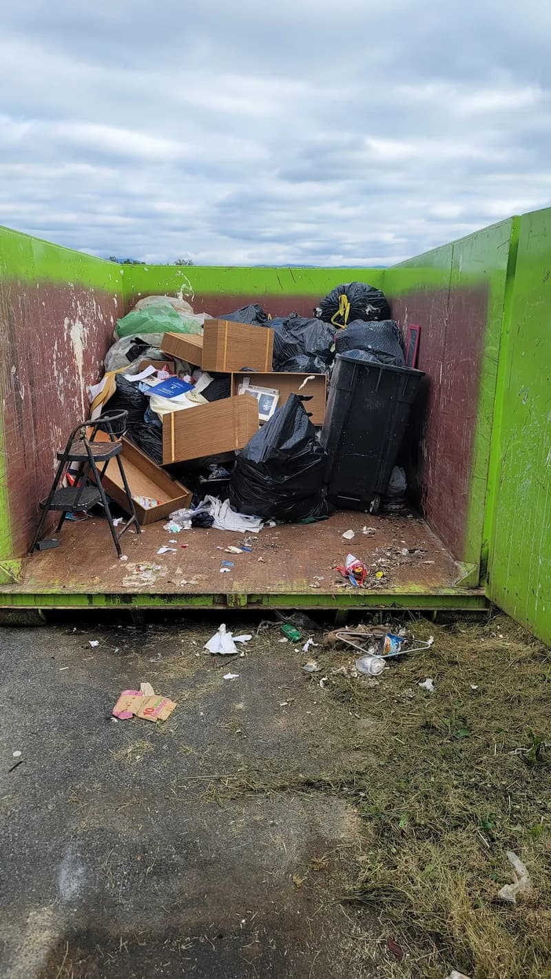 Happy Little Dumpsters, LLC photo 9