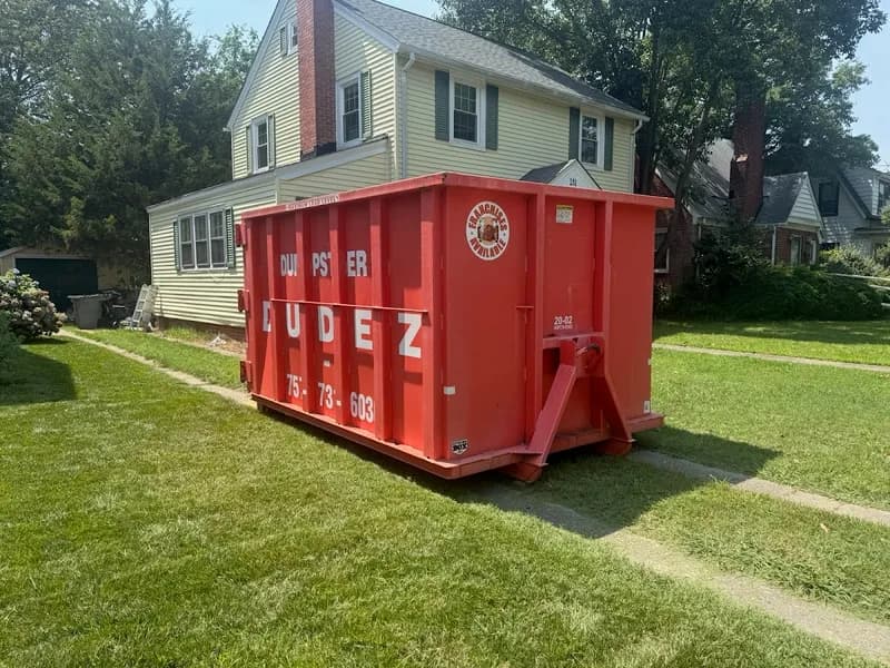 Dumpster Dudez photo 2