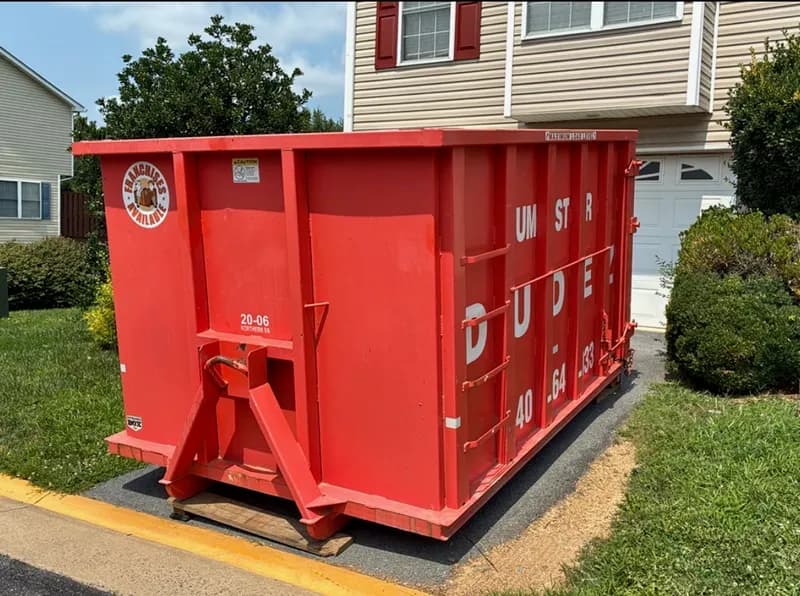 Dumpster Dudez photo 3