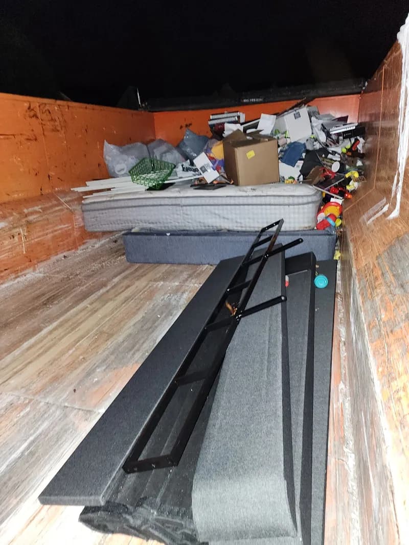 Dumpster Wagon photo 4
